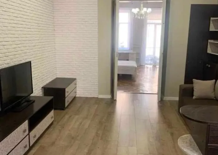 затишна 2-кімнатна в центрі львова