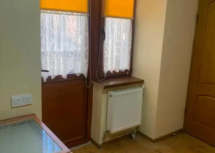 затишна 2-кімнатна в центрі львова דירה